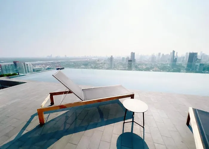 2 Bedroom Luxury 3 Min Walk From Bts Ekkamai * Bangkok
