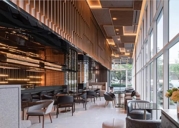 2 Bedroom Luxury 3 Min Walk From Bts Ekkamai * Bangkok
